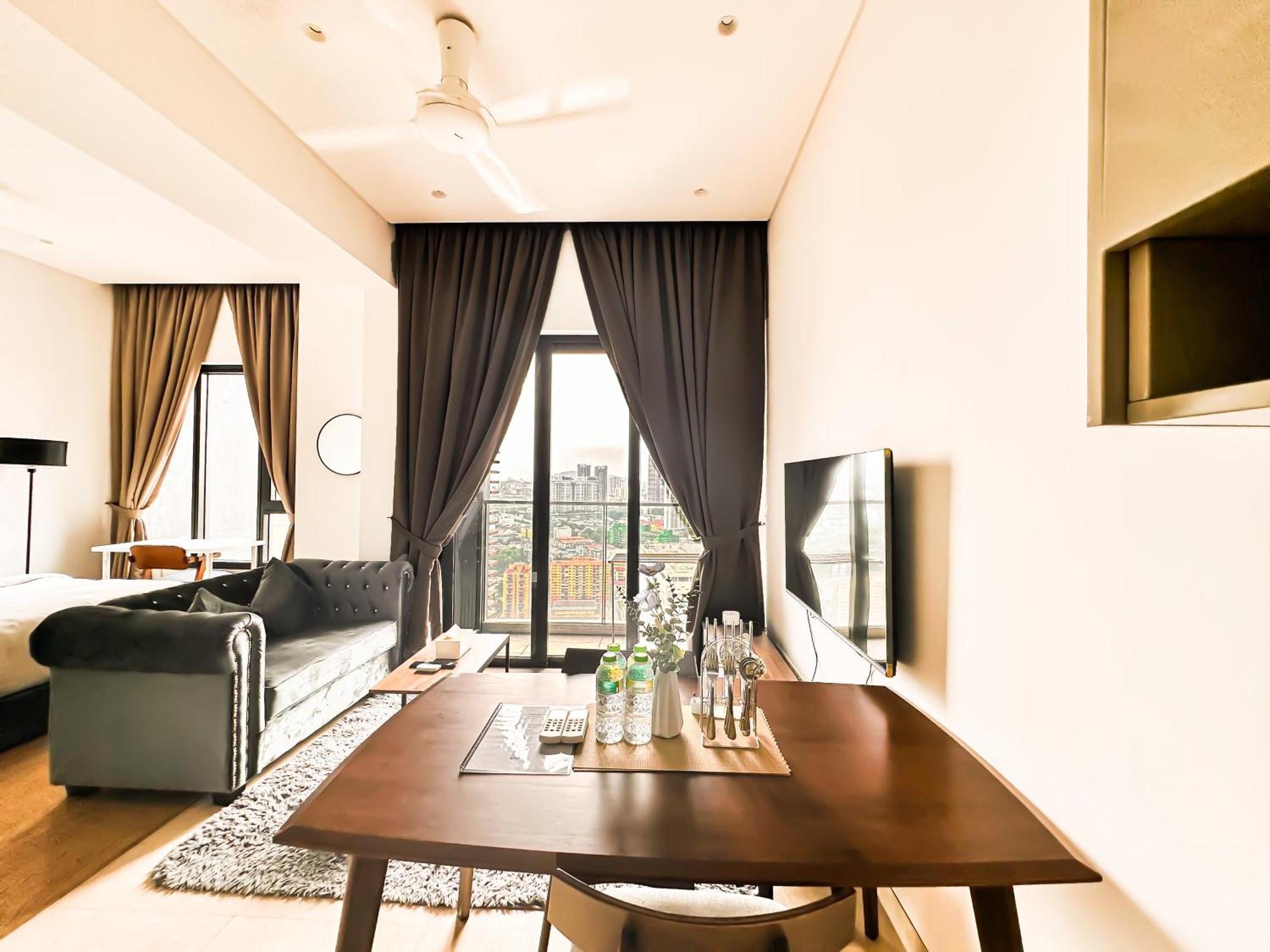 Lucentia Residence By Eas Maju Property Kuala Lumpur Luaran gambar